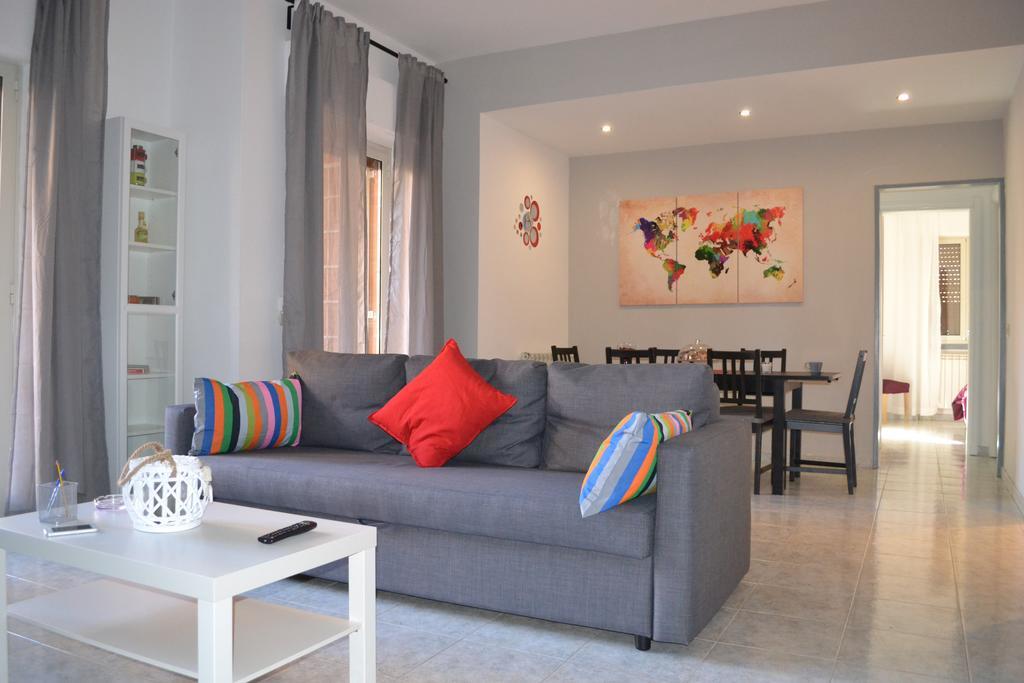 White & Grey House * Roma