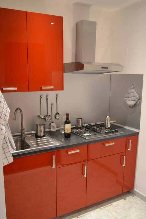 Appartamento White & Grey House